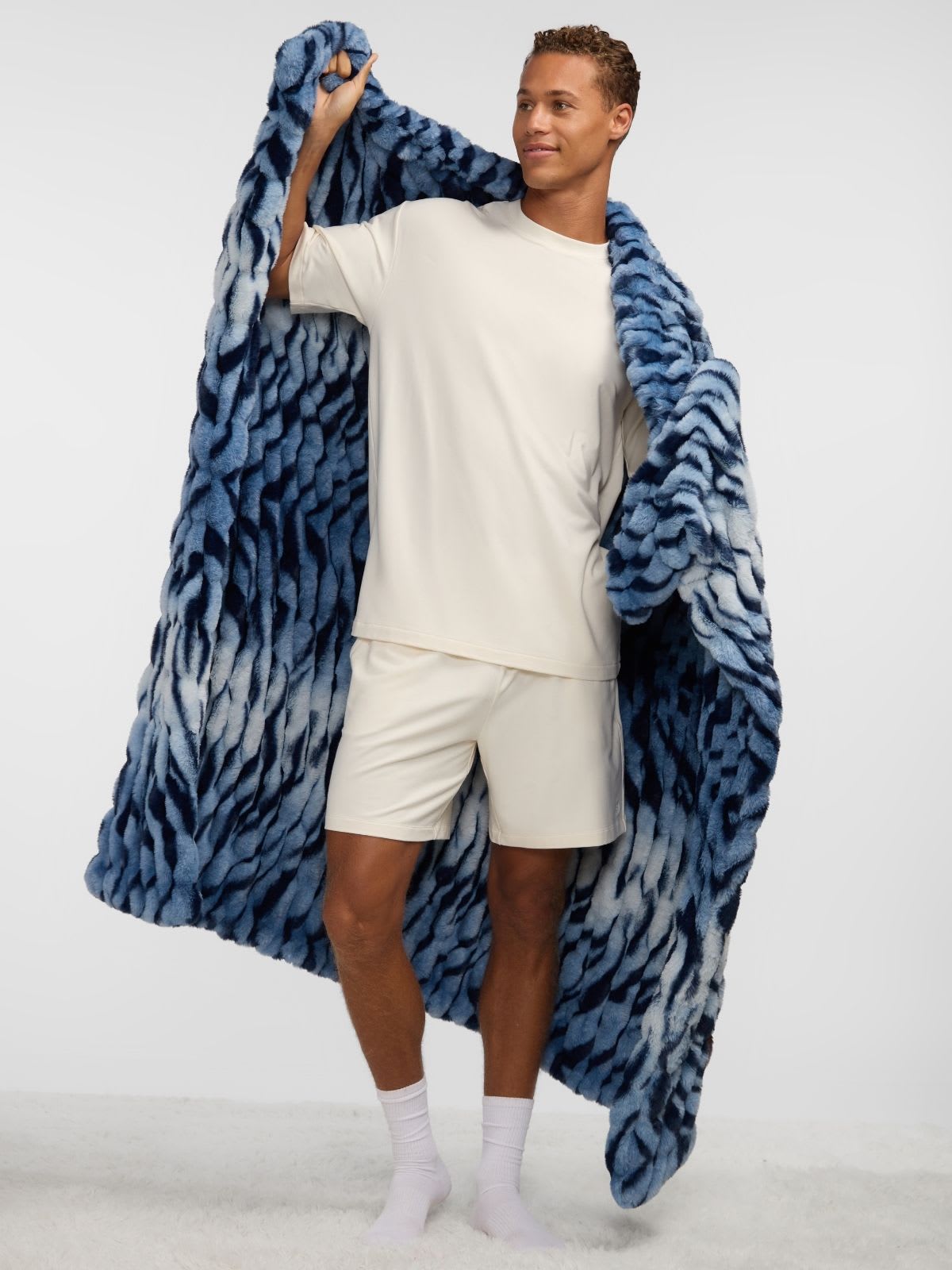Dreamer Blanket - Super Soft, Cozy Oversized Blanket