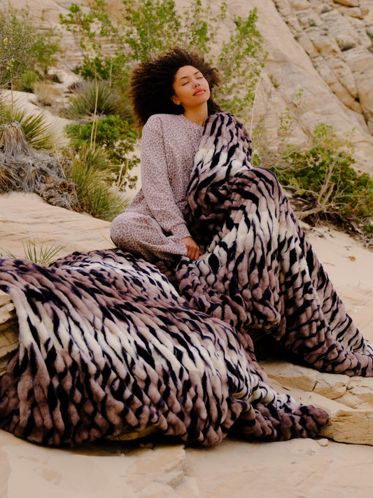 Dreamer Blanket - Super Soft, Cozy Oversized Blanket