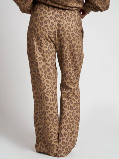 Minimalist Straight Leg Sweatpants - Oversized Comfrt Sweats