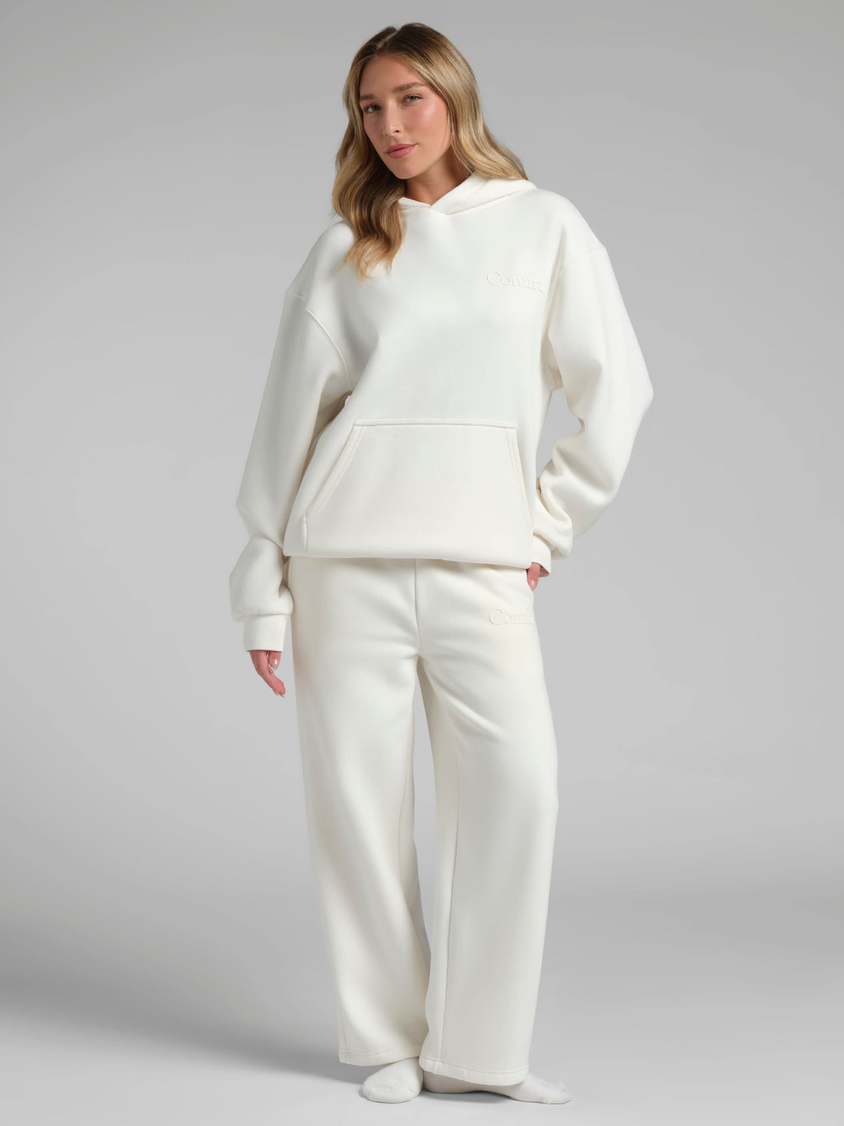 Minimalist Straight Leg Sweatpants - Short
