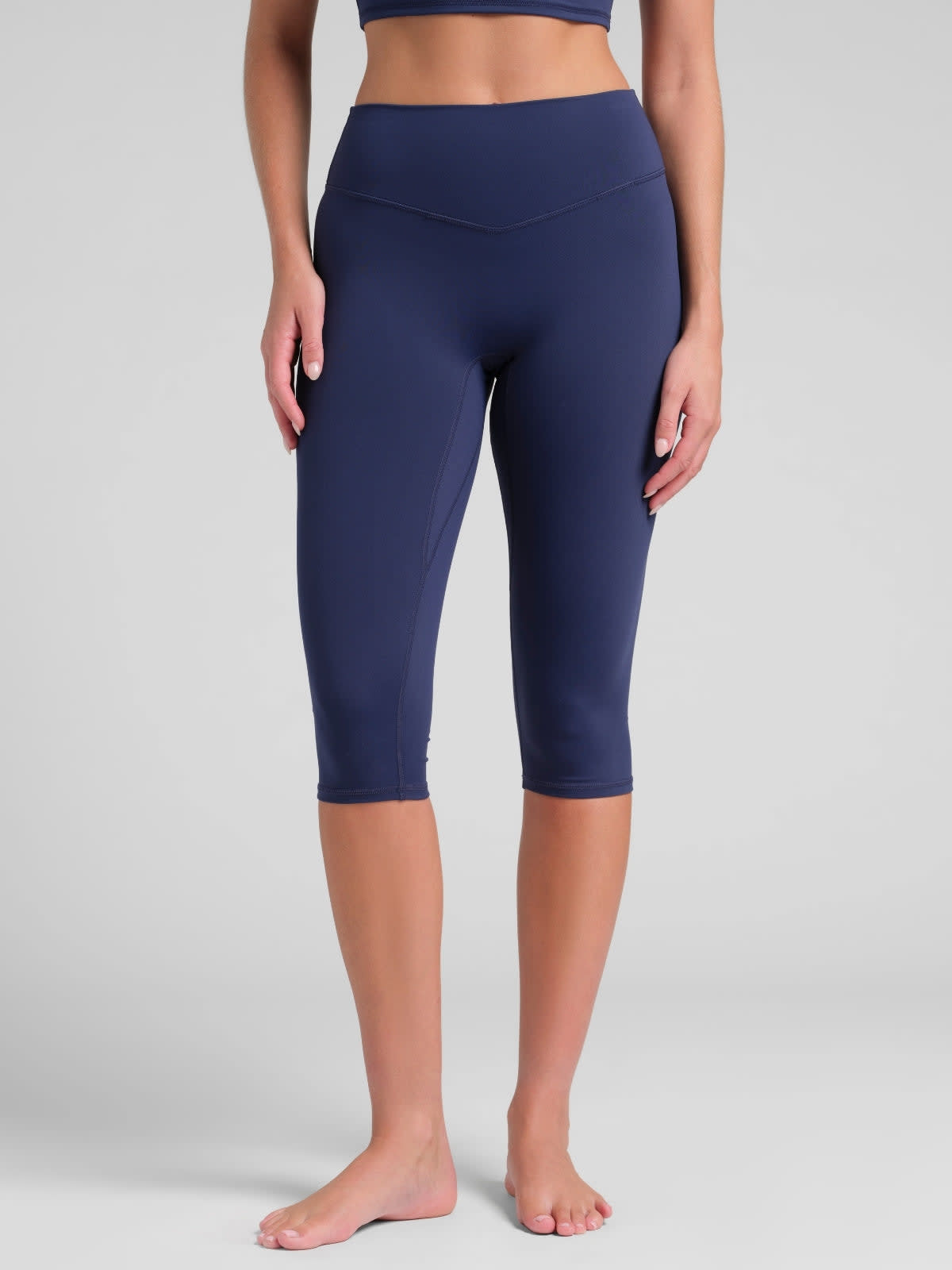 ComfrtCore 2.0 High-Waist Capri 18" - Short Knee Length Capri