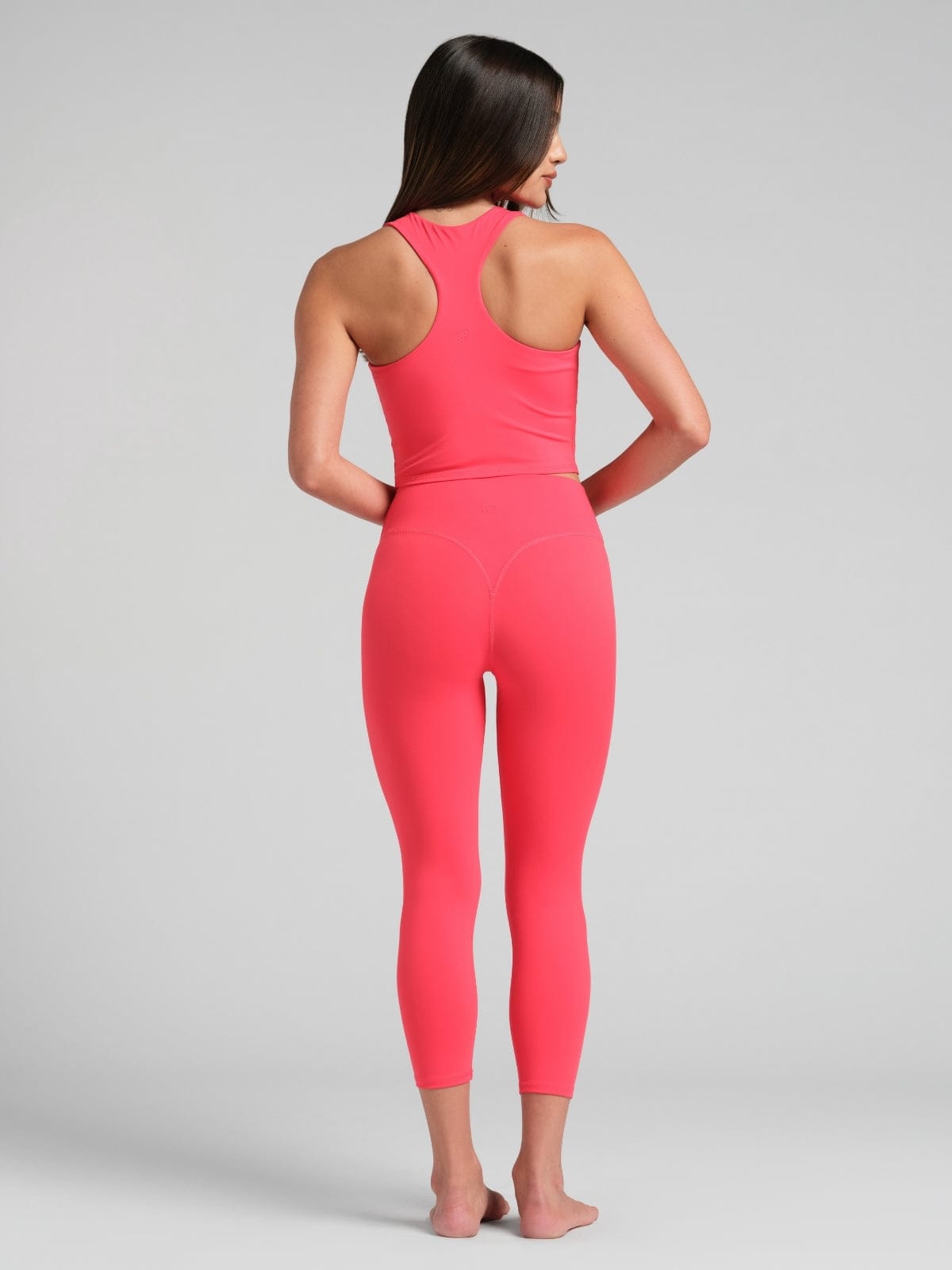ComfrtCore 2.0 High Neck Crop Tank - Athletic Gym Top
