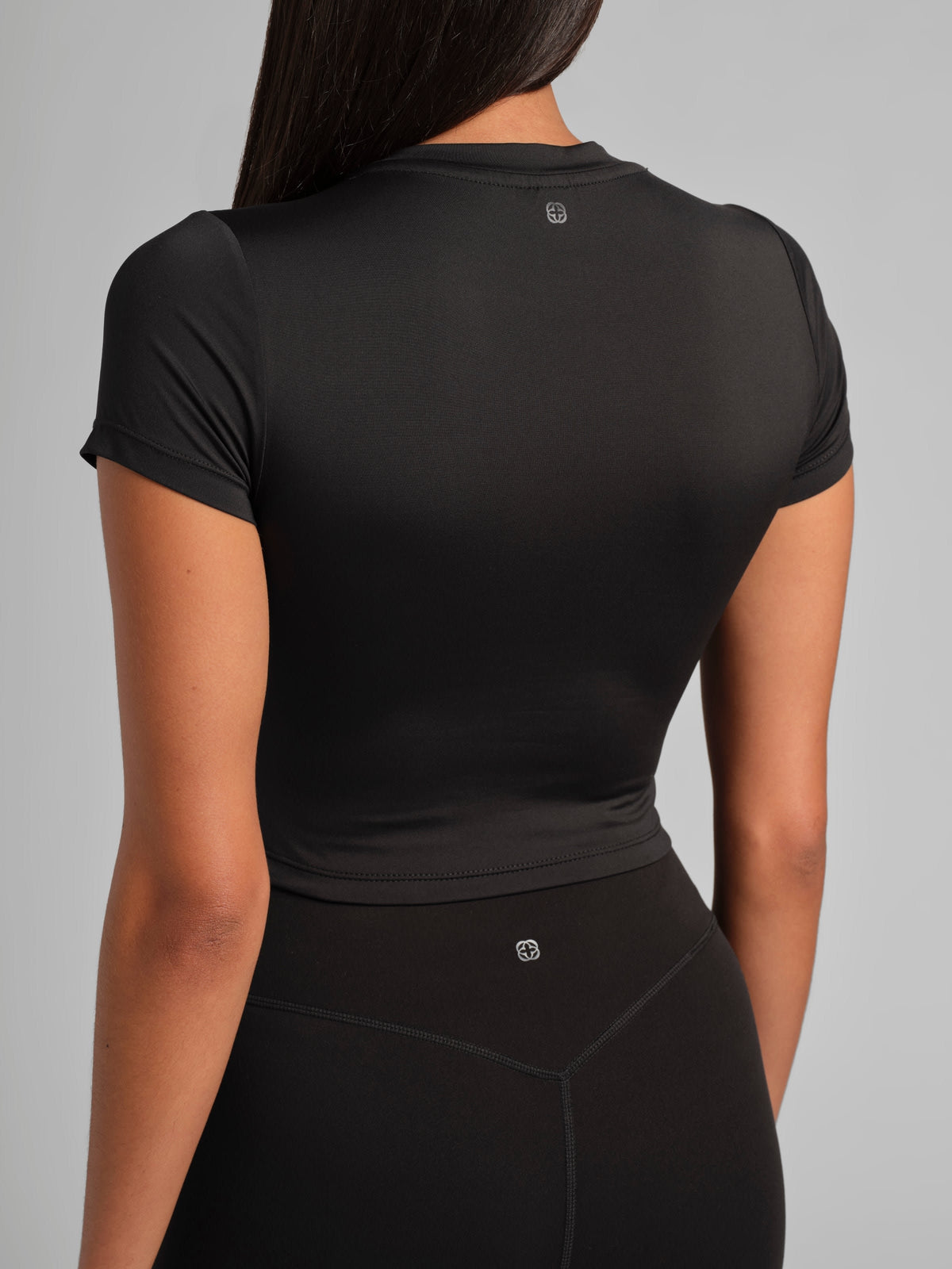 ComfrtCore Crop Tee - Fitted Athleisure Cropped Tee