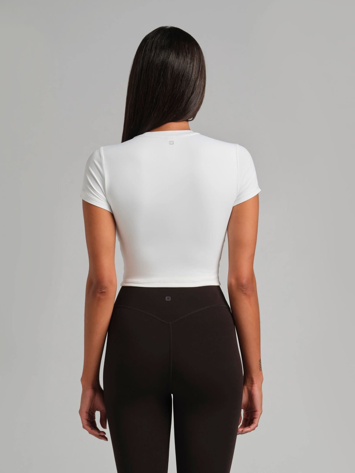 ComfrtCore Crop Tee - Fitted Athleisure Cropped Tee