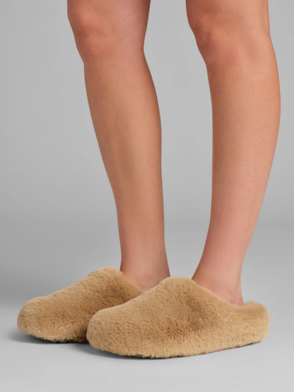 Dreamer Slipper - Plush Slip-On Shoe