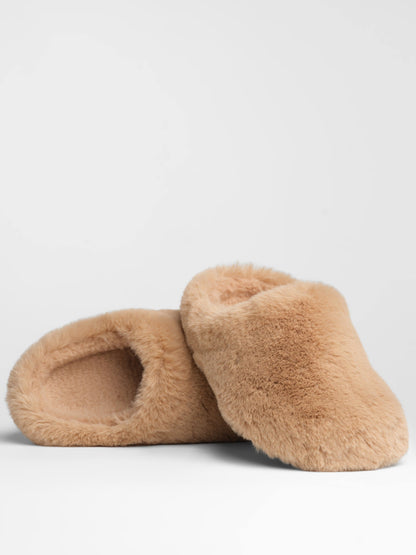 Dreamer Slipper - Plush Slip-On Shoe