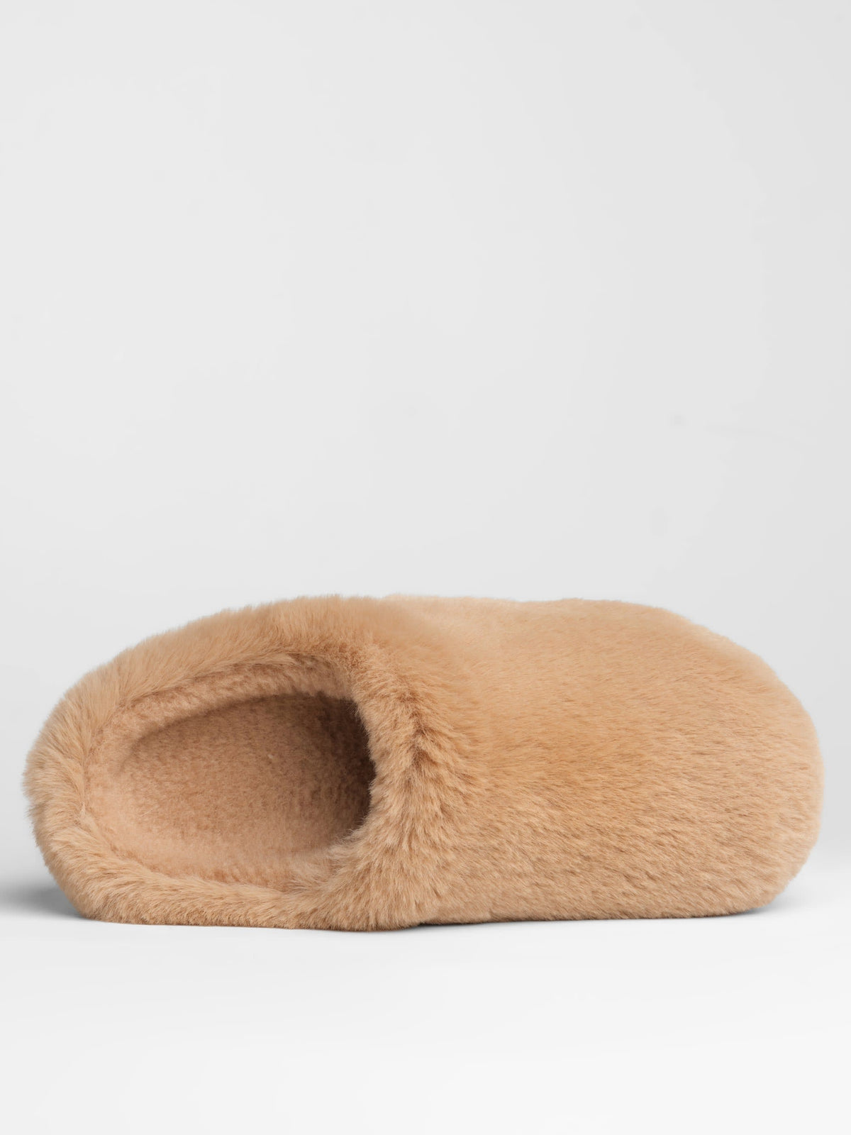 Dreamer Slipper - Plush Slip-On Shoe