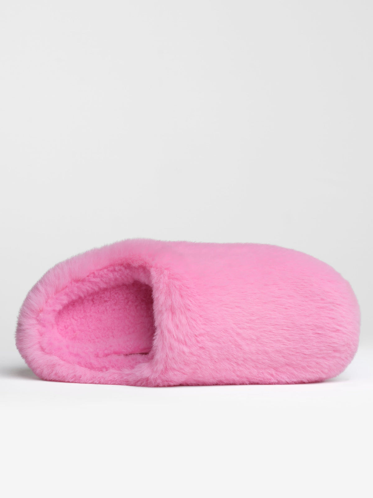 Dreamer Slipper - Plush Slip-On Shoe